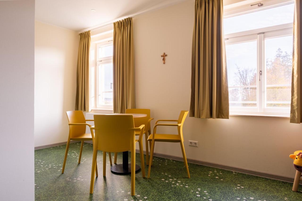 Kloster Bonlanden Berkheim エクステリア 写真